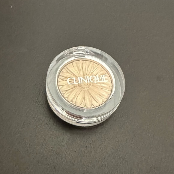 NEW CLINIQUE CHEEK POP HIGHLIGHTER IN SHADE GOLD CELEBRATION POP 3g - Picture 4 of 5